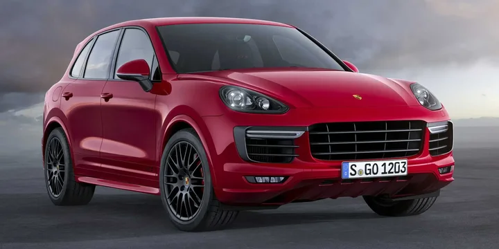 2016 Porsche 2016-porsche-cayenne-gts main image
