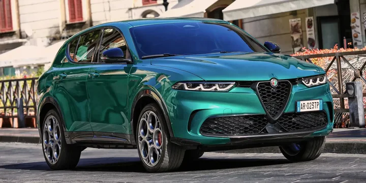 2022 Alfa Romeo 2022-alfa-romeo-concept-plug-in-hybrid-automatic-6-speed-280ps main image