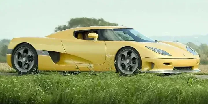 2004 Koenigsegg 2004-koenigsegg-ccr main image
