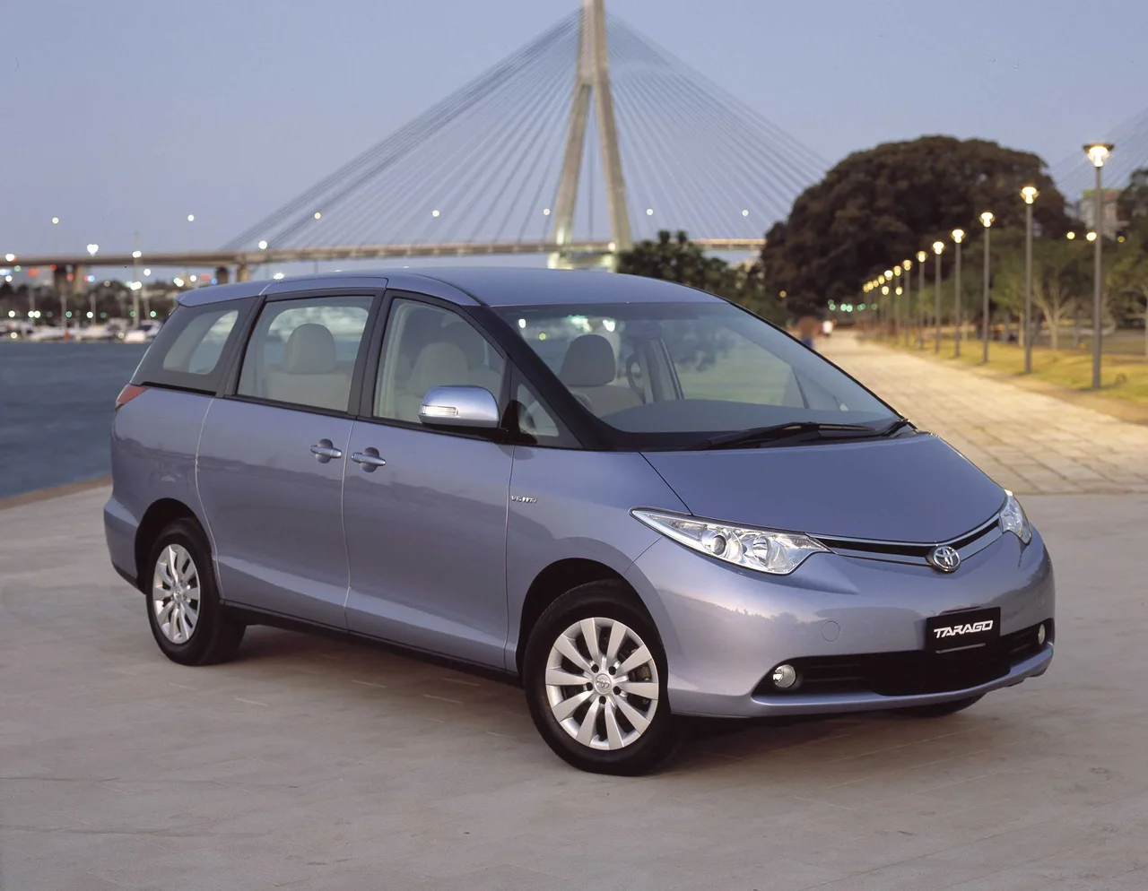 Exterior 13