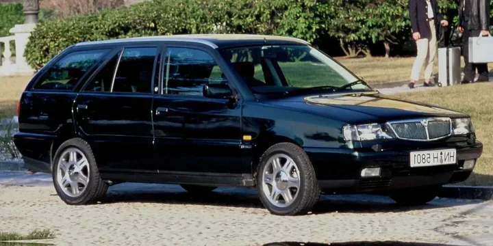 1994 Lancia 1994-lancia-dedra-generation-835-1st-facelift main image
