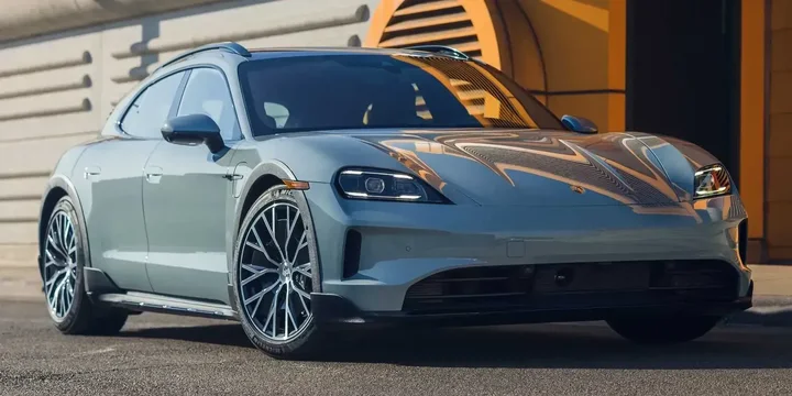 2025 Porsche 2025-porsche-taycan-na-taycan-4s-cross-turismo-na-direct-drive main image