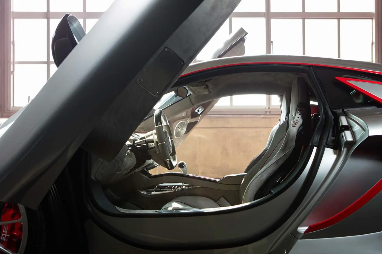 Interior 1
