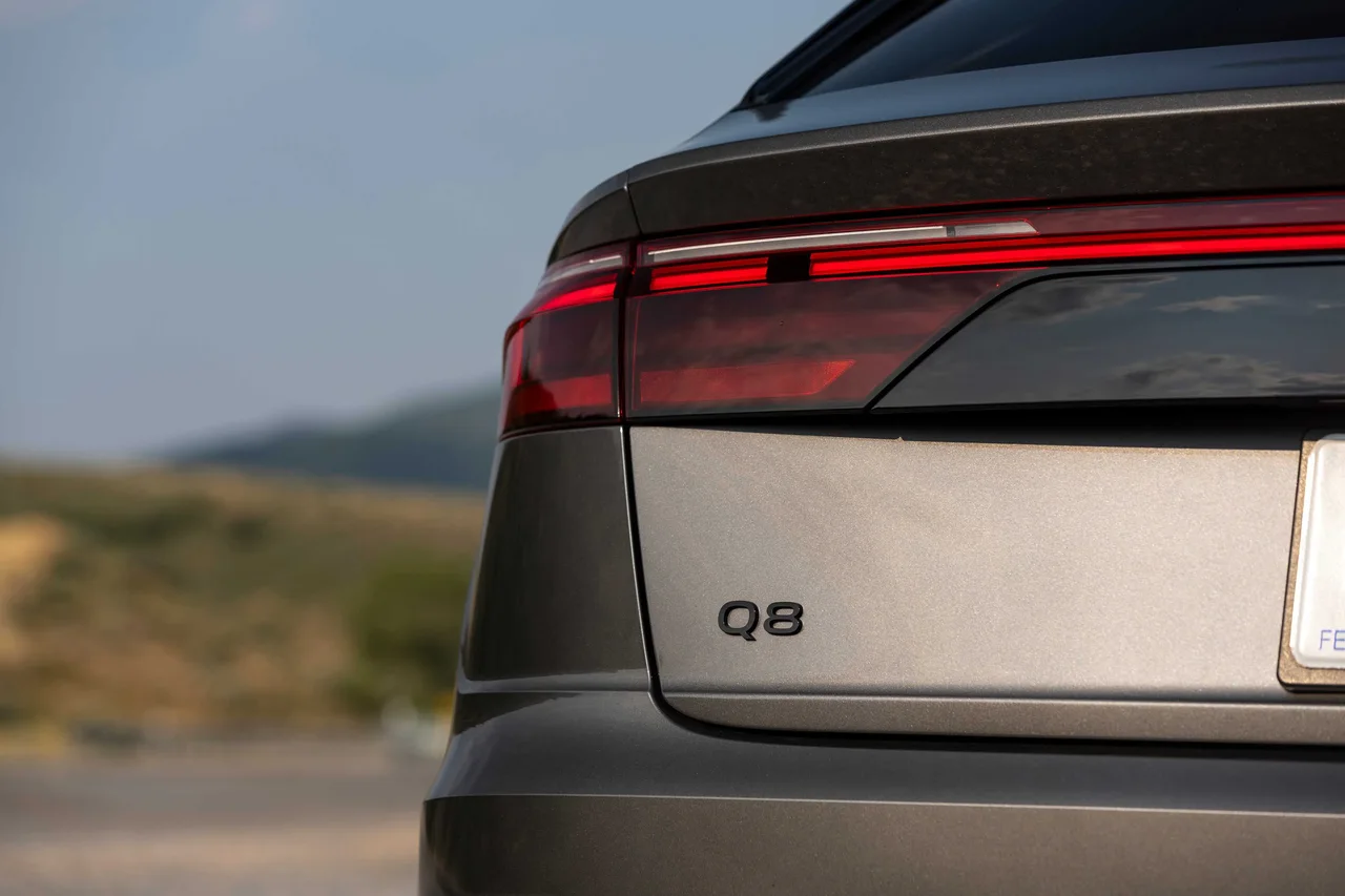 Exterior 24