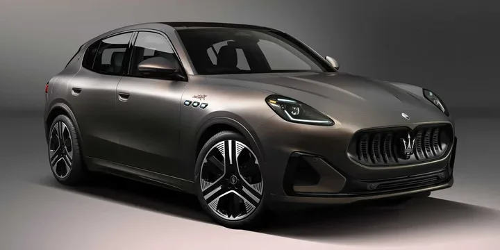 2024 Maserati 2024-maserati-grecale-folgore-single-speed main image