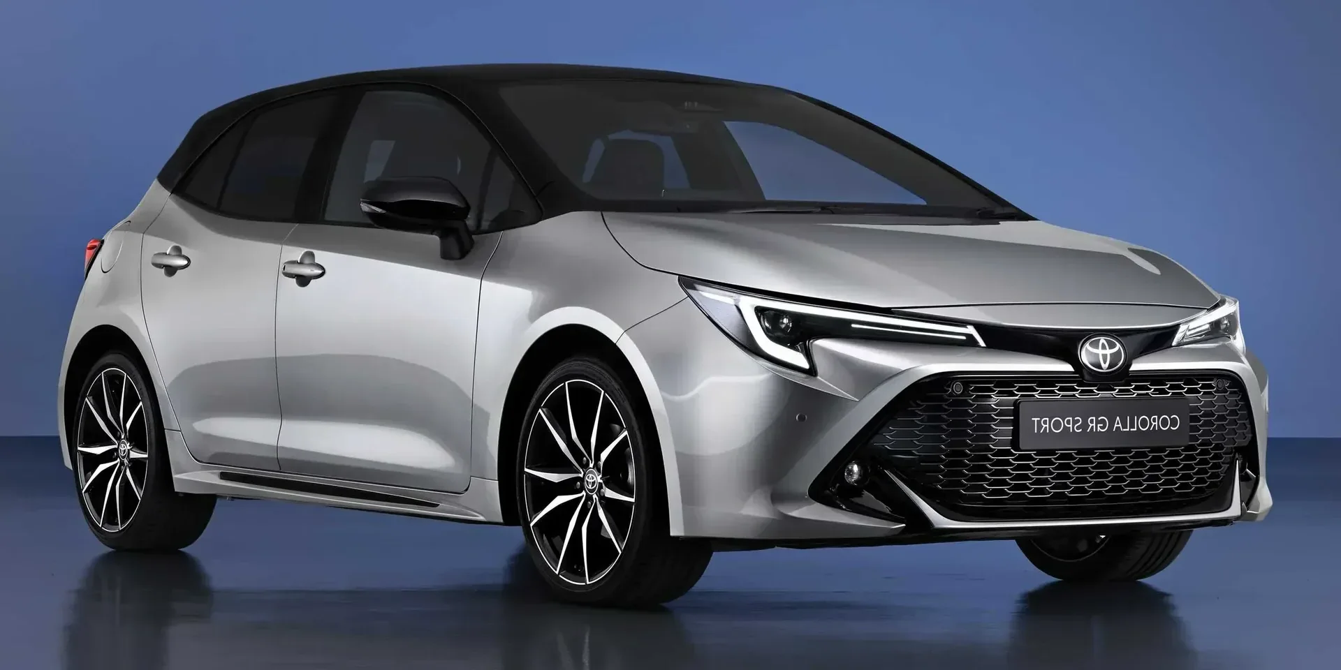 2022 Toyota Corolla Sports Hybrid photo 1