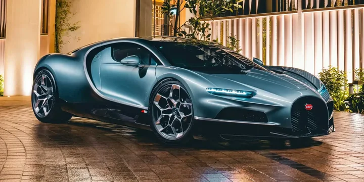 2025 Bugatti 2025-bugatti-tourbillon-83-v16-dct main image