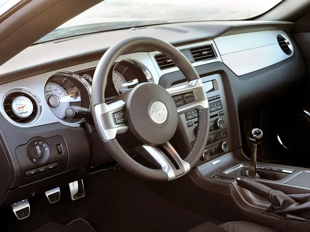 Interior 2