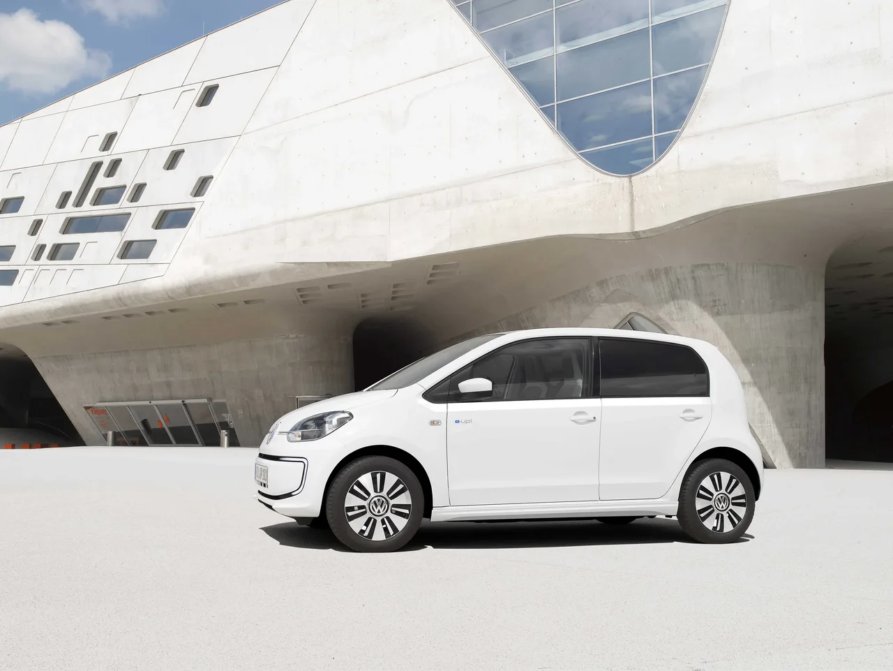 Exterior 4