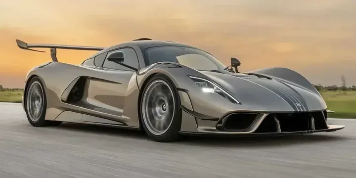 2026 Hennessey 2026-hennessey-venom-f5-lf-66-v8-manual main image