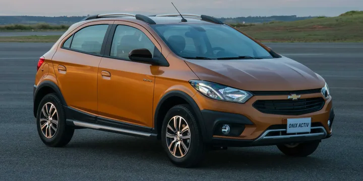 2017 Chevrolet 2017-chevrolet-onix-crossover-activ-14-e85-106ps main image