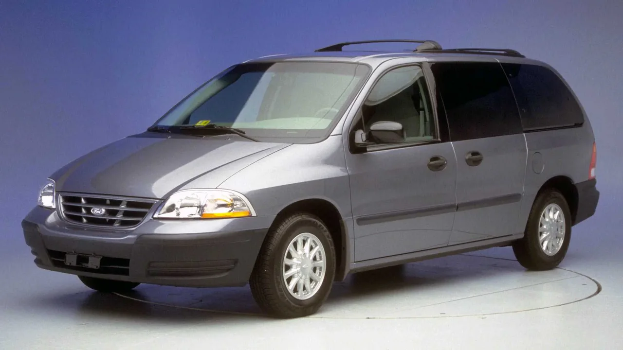 Exterior 10