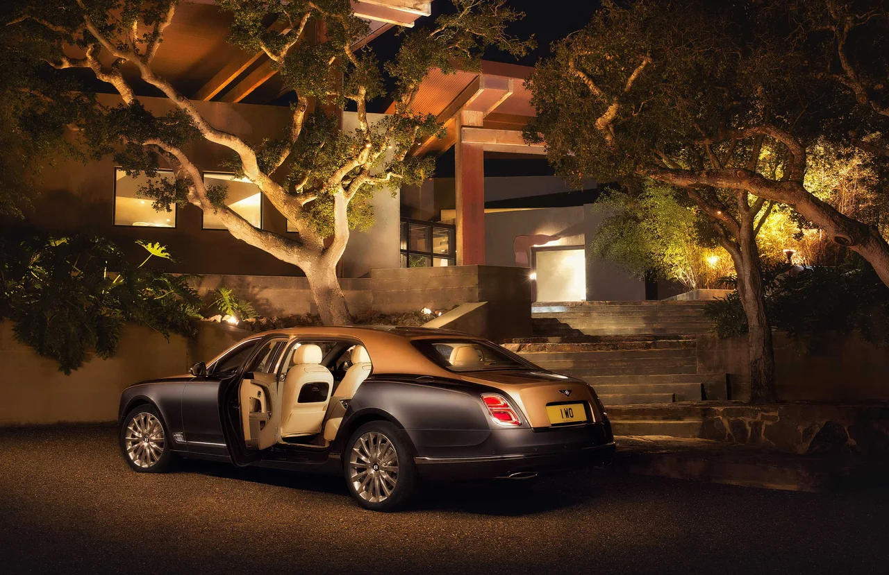 Exterior 4