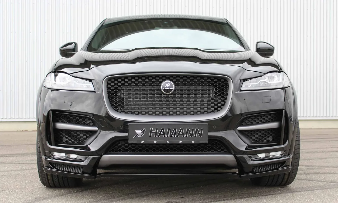 Exterior 10