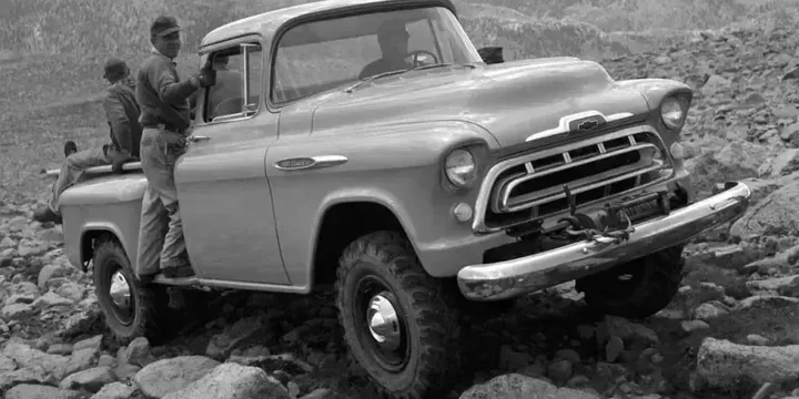 1957 Chevrolet 1957-chevrolet-task-force-3600-napco-powr-pak-39-4x4-manual main image