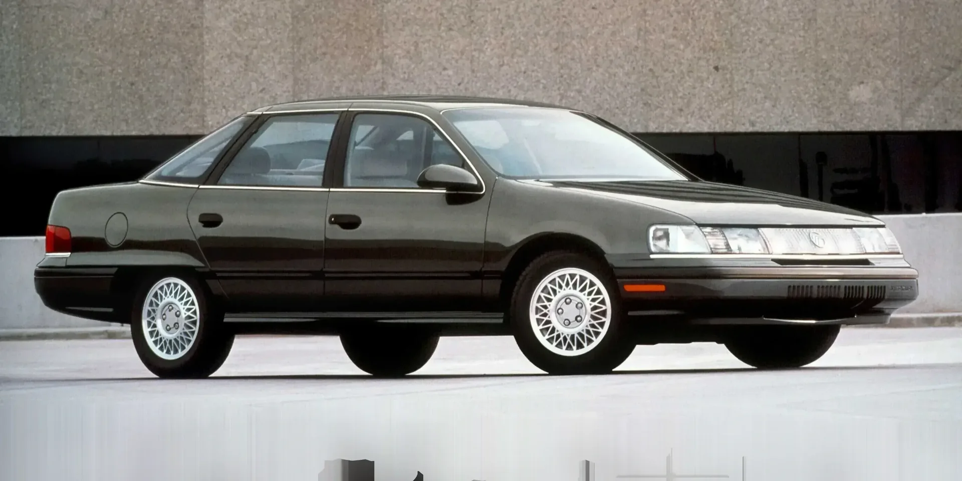 1989 Mercury Sable photo 1