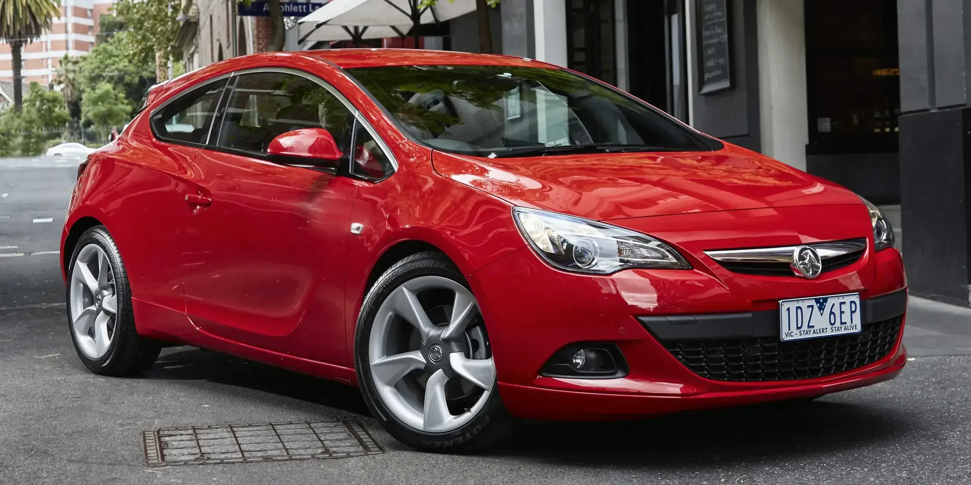 2015 Holden Astra GTC Sport photo 1