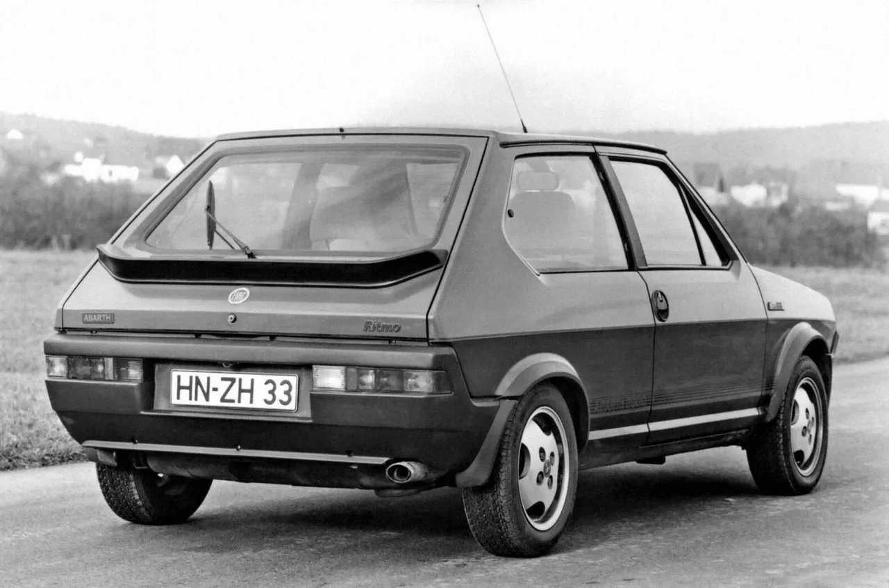 Exterior 10