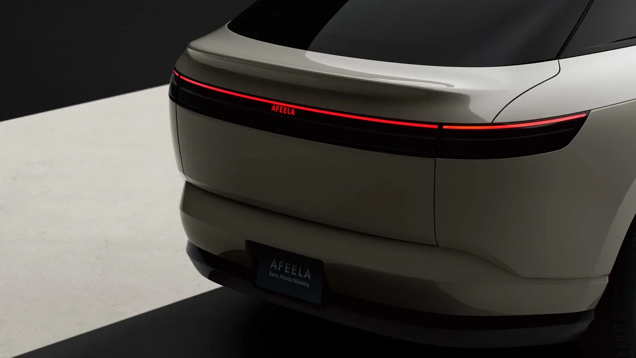 Exterior 10