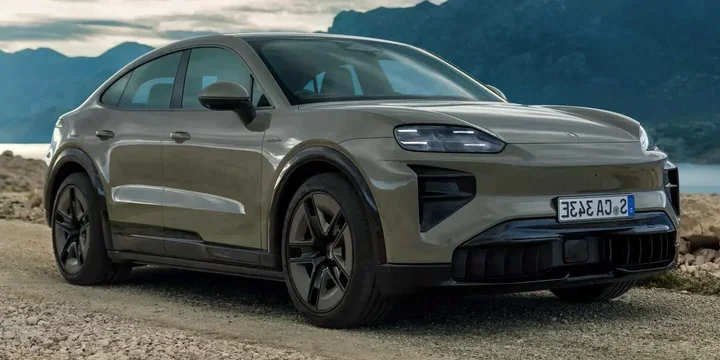 2026 Porsche 2026-porsche-cayenne-turbo-coupe-electric main image