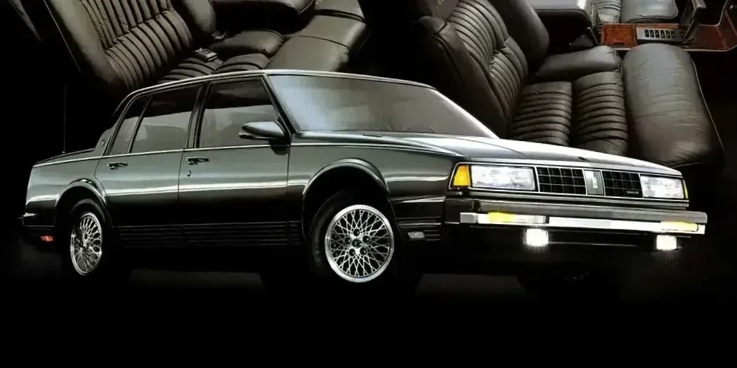 1988 Oldsmobile 98 Ninety-Eight Regency photo 1