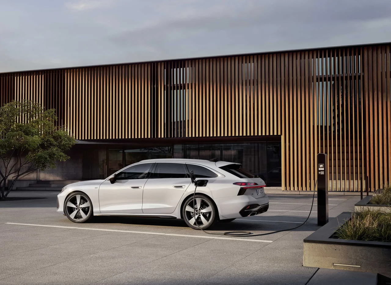 Exterior 4
