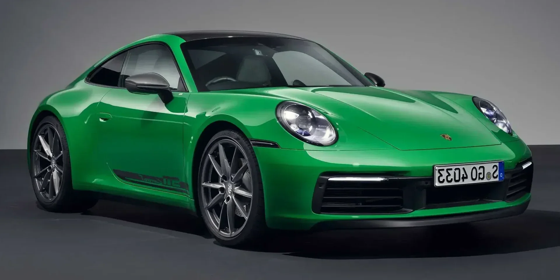 2023 Porsche 911 Carrera T photo 1