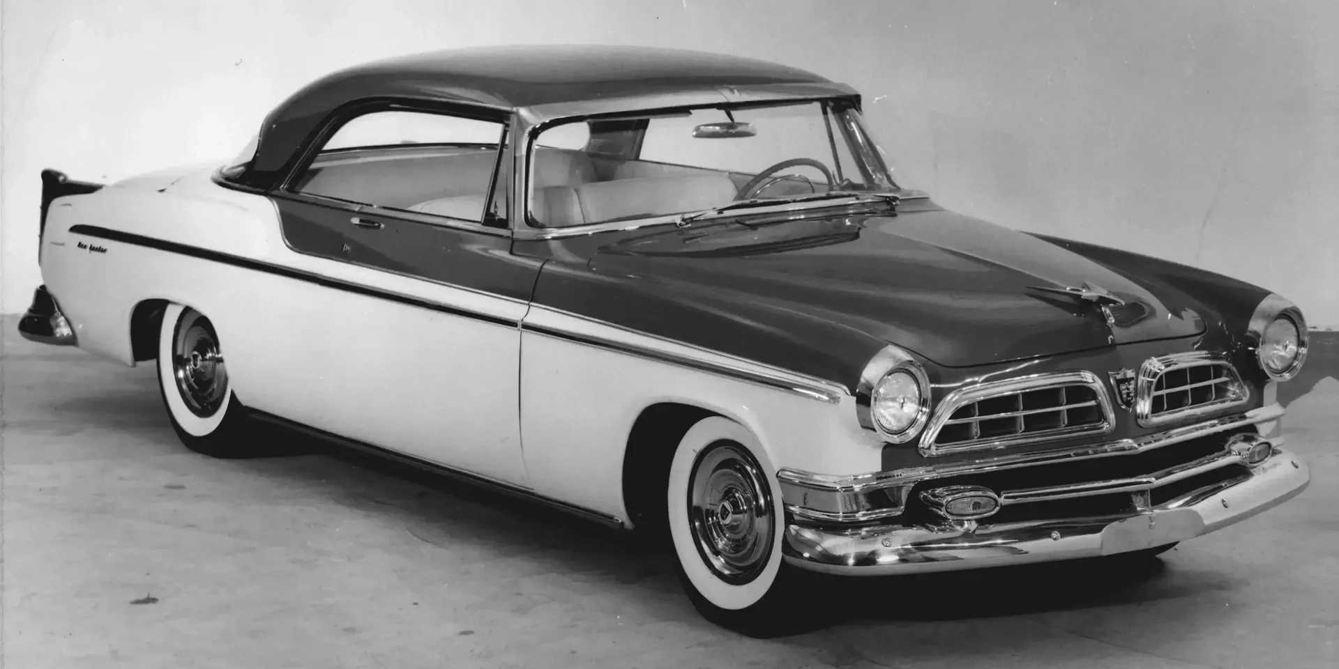 1955 Chrysler New Yorker photo 1