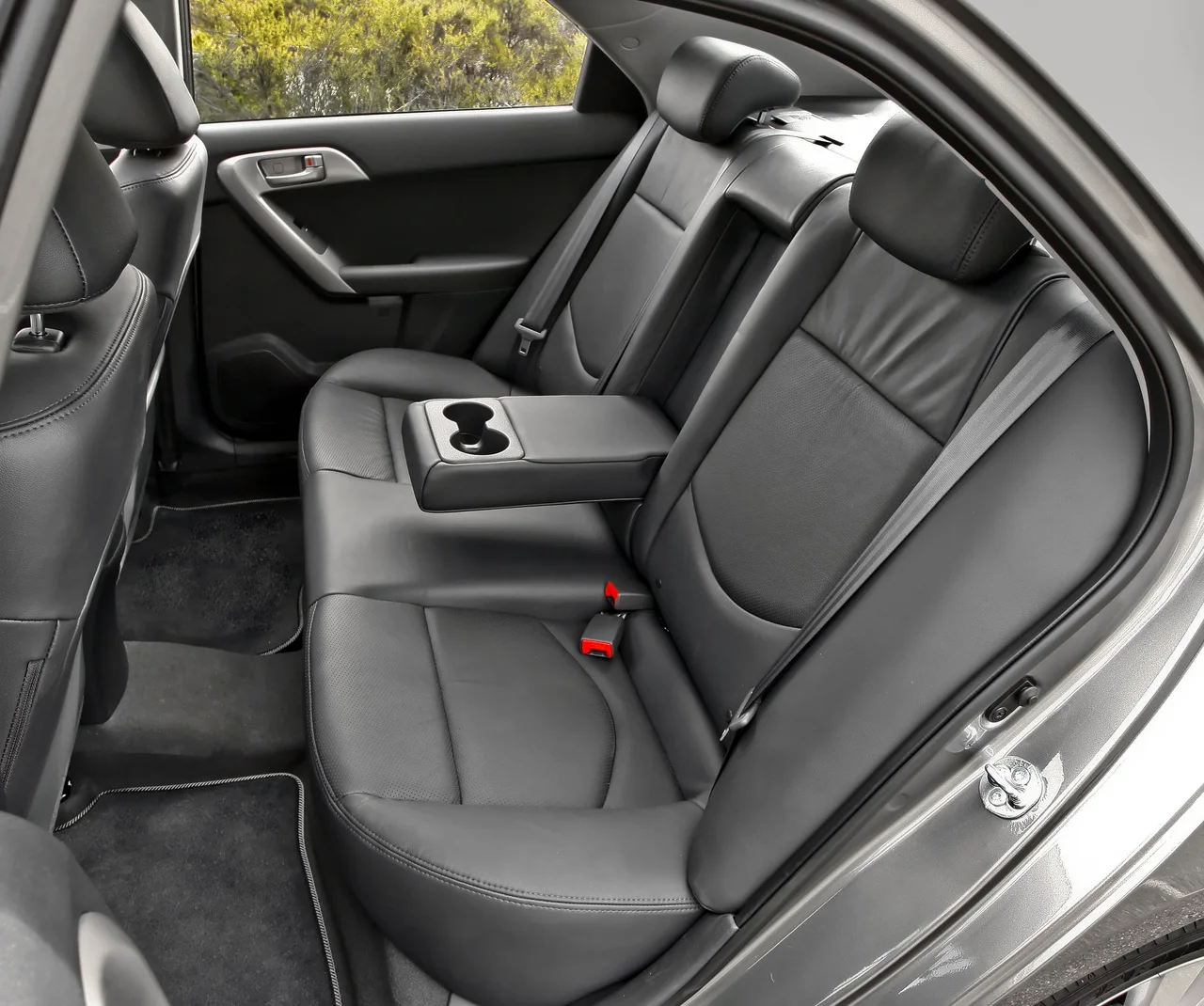 Interior 3