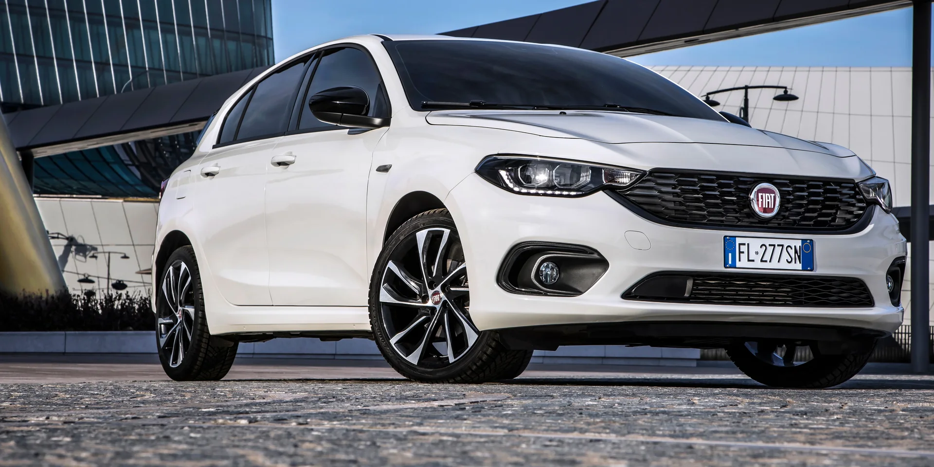 2018 Fiat Tipo photo 1