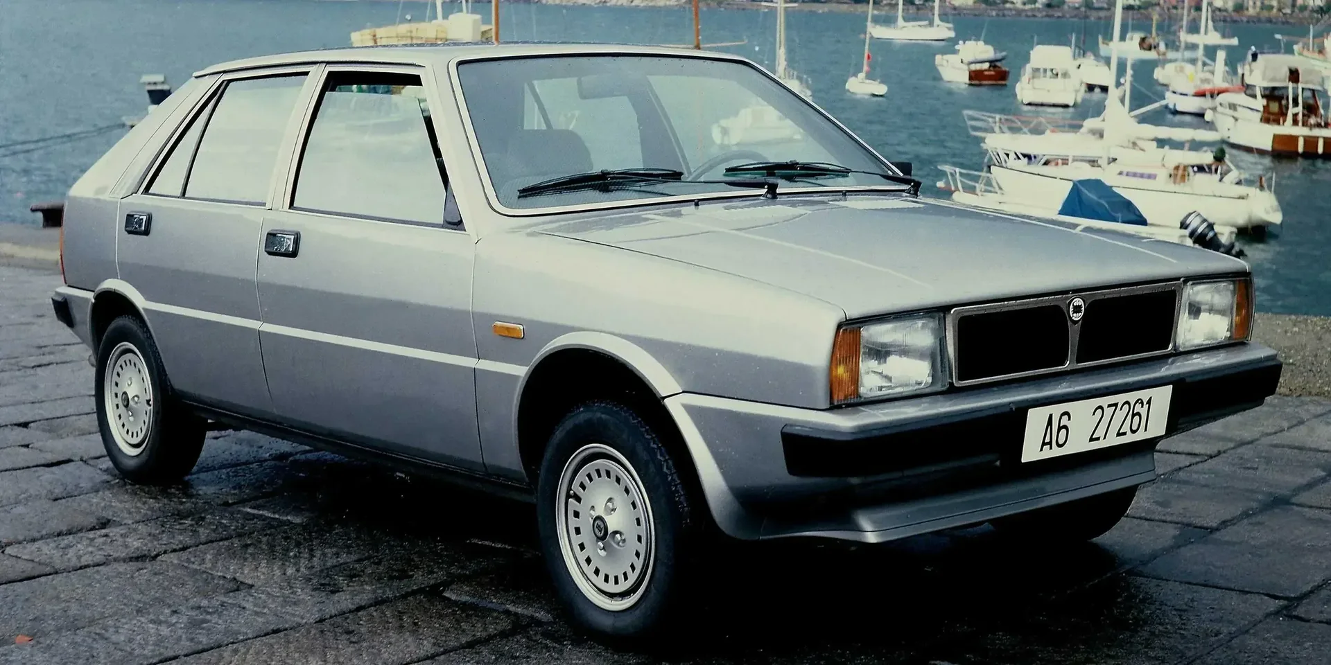 1993 Lancia Delta photo 1