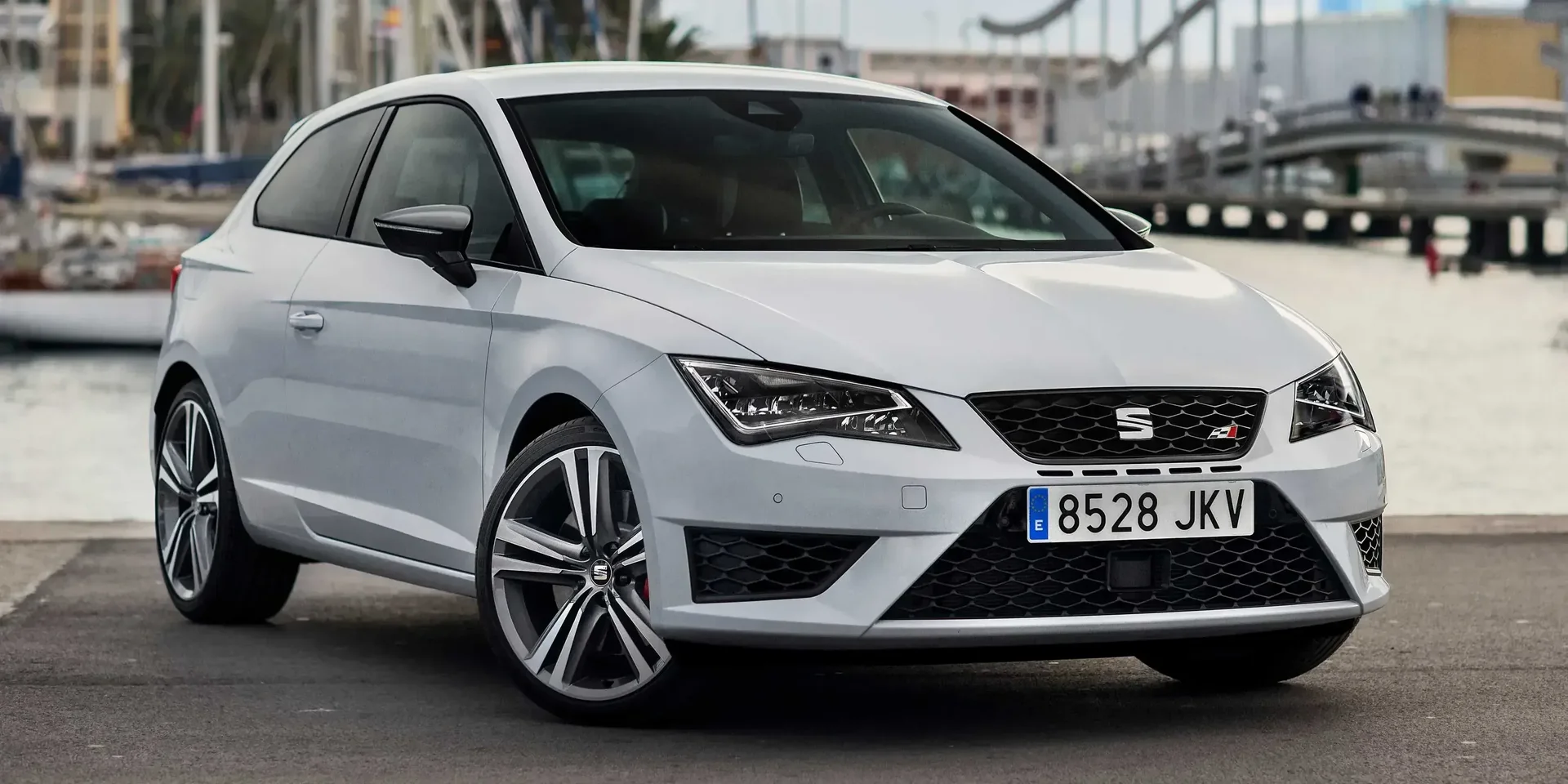 2016 SEAT León Cupra SC photo 1