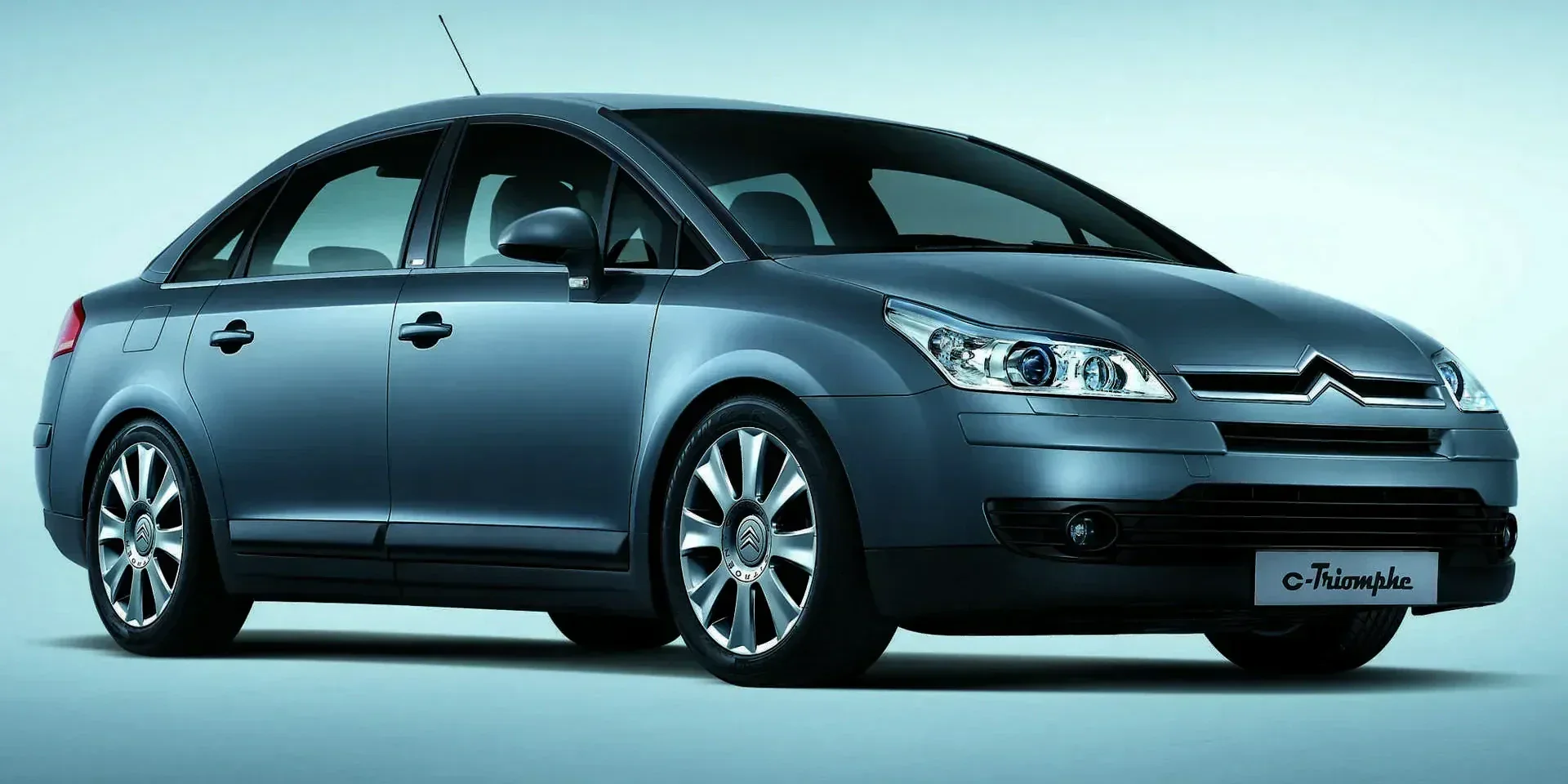 2010 Citroën C-Triomphe photo 1