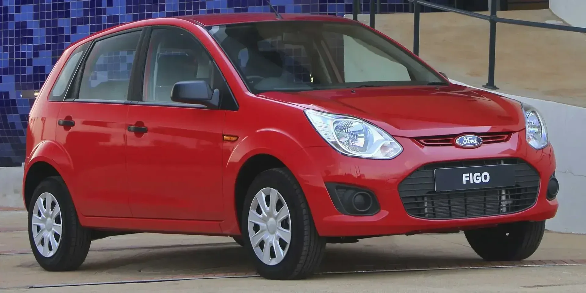 2012 Ford Figo photo 1