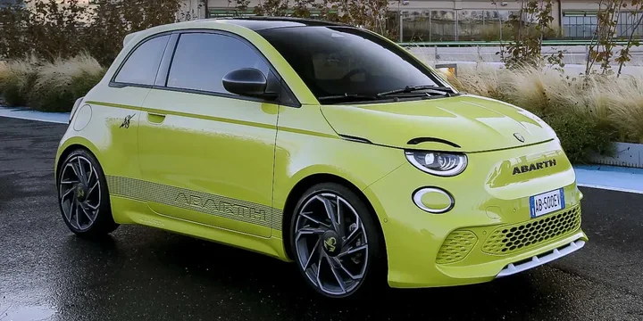 2023 Abarth 2023-abarth-500-e-single-speed main image