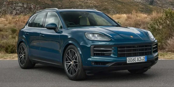 2024 Porsche 2024-porsche-cayenne main image