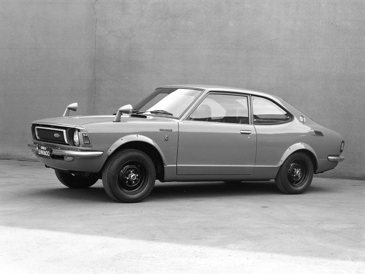 Exterior 3