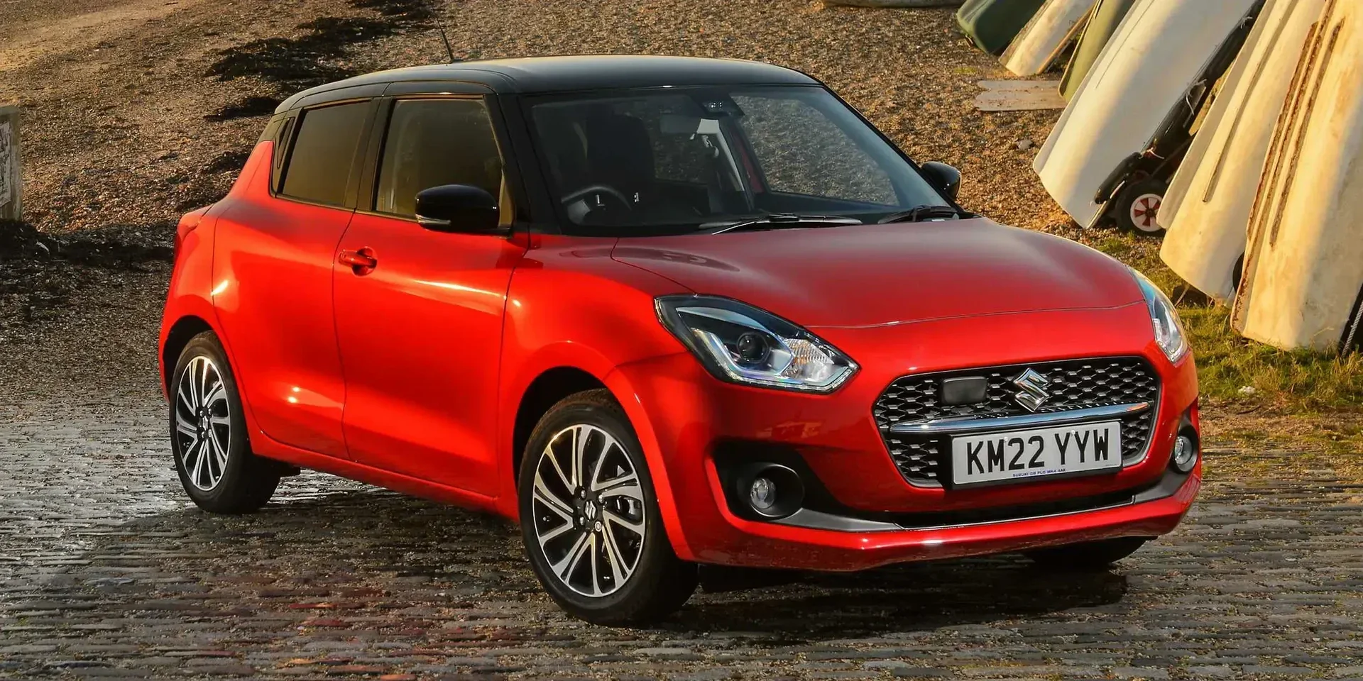 2020 Suzuki Swift photo 1