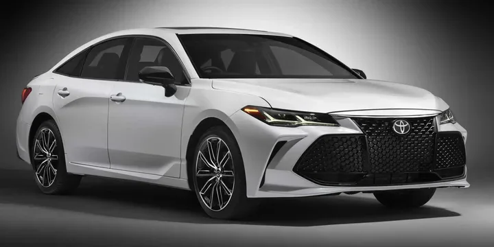 2019 Toyota 2019-toyota-avalon-generation-xx50 main image