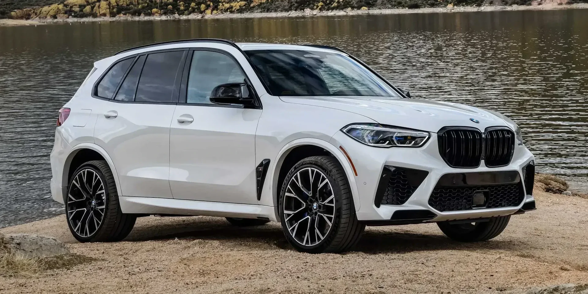 2020 BMW X5 M Competition photo 1