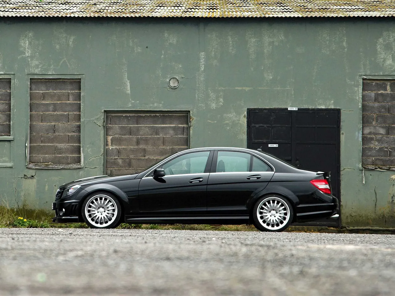 Exterior 2