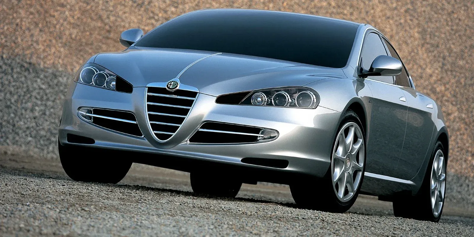 2004 Alfa Romeo Visconti photo 1