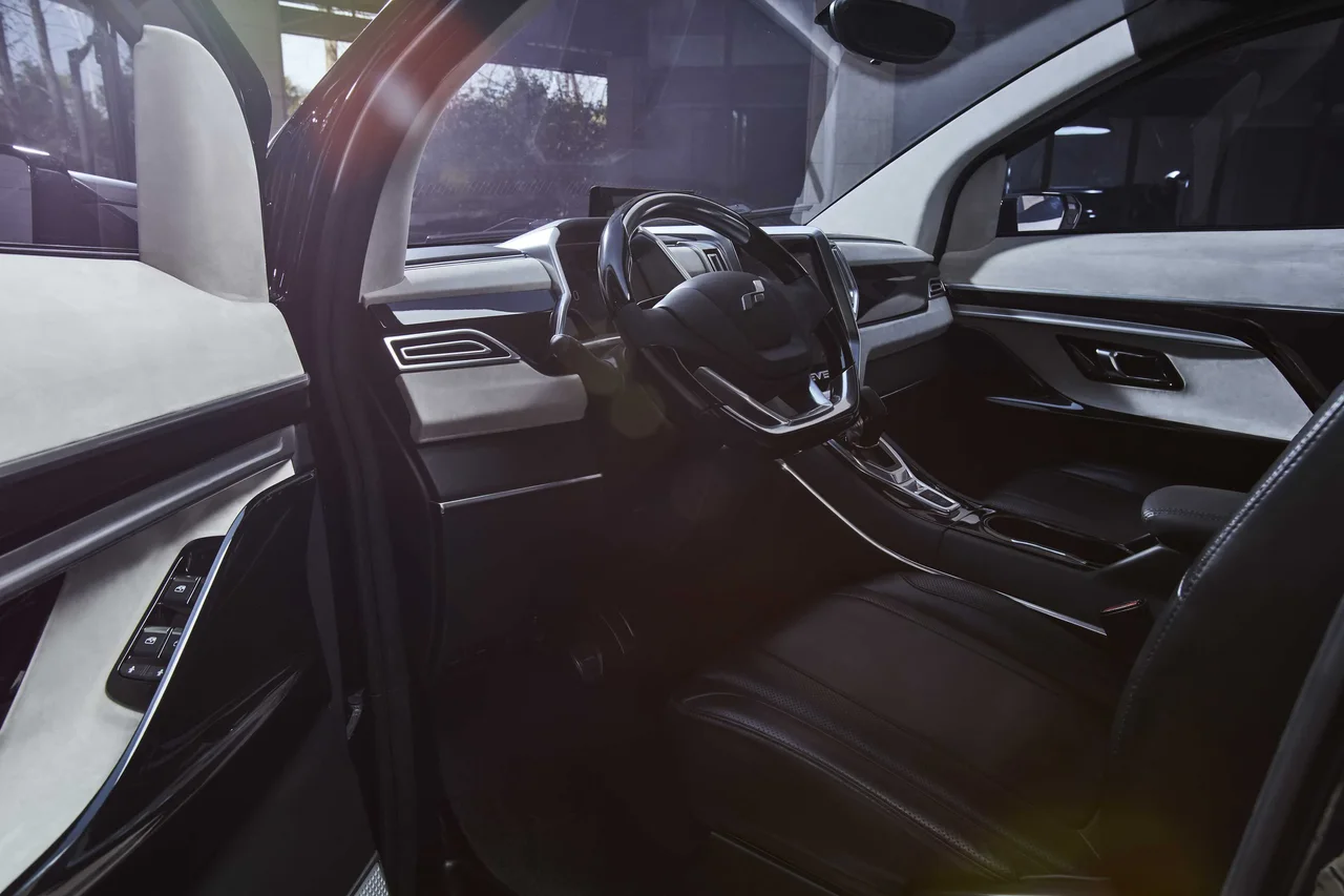 Interior 1