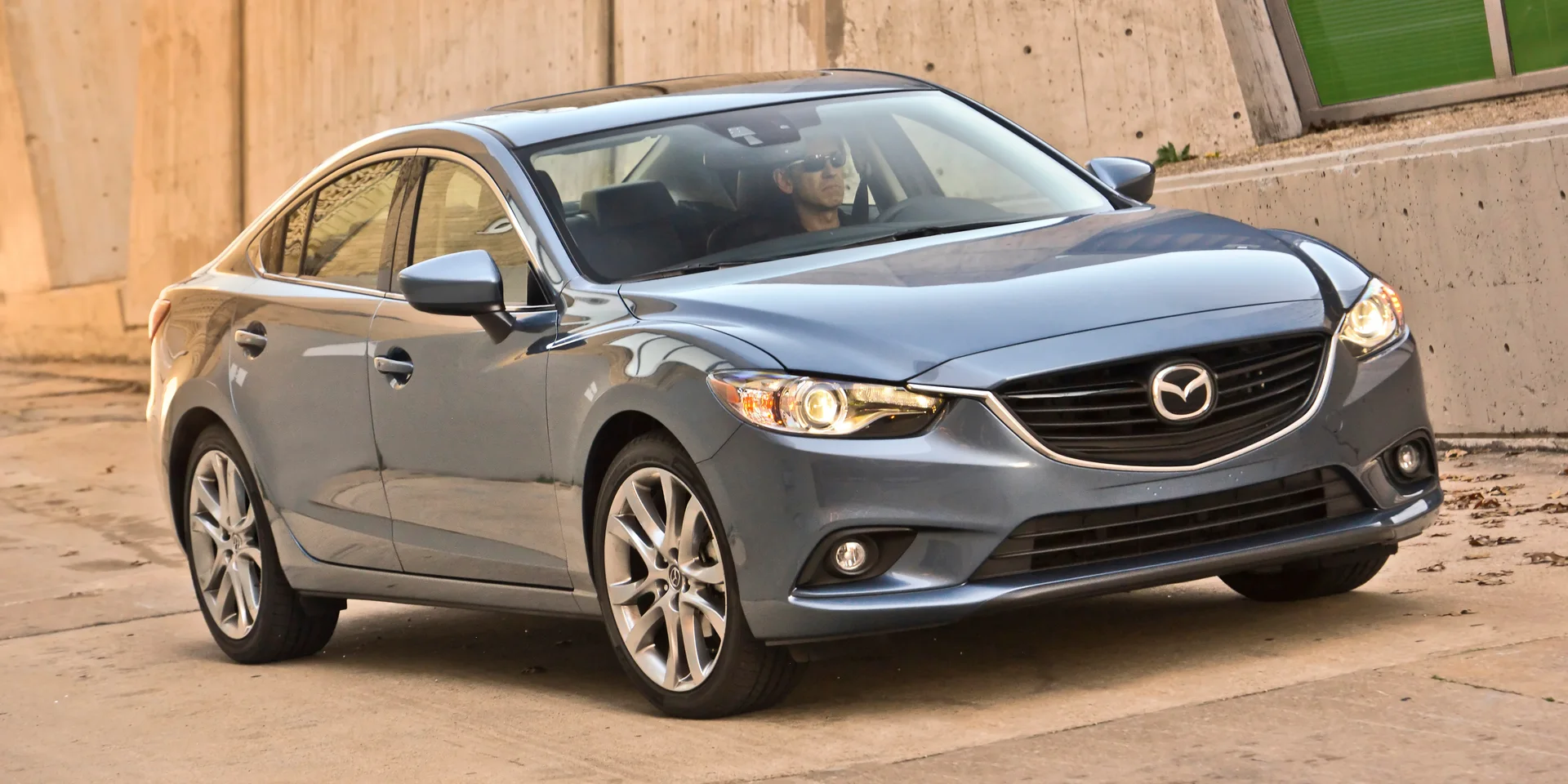 2013 Mazda 6 photo 1