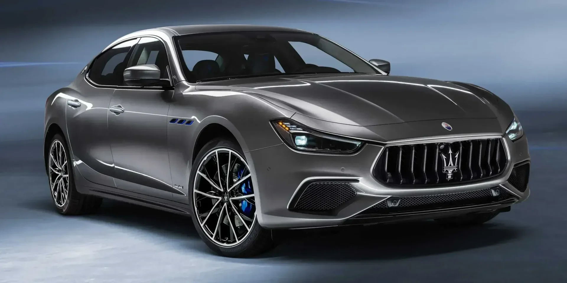 2023 Maserati Ghibli GT Hybrid photo 1