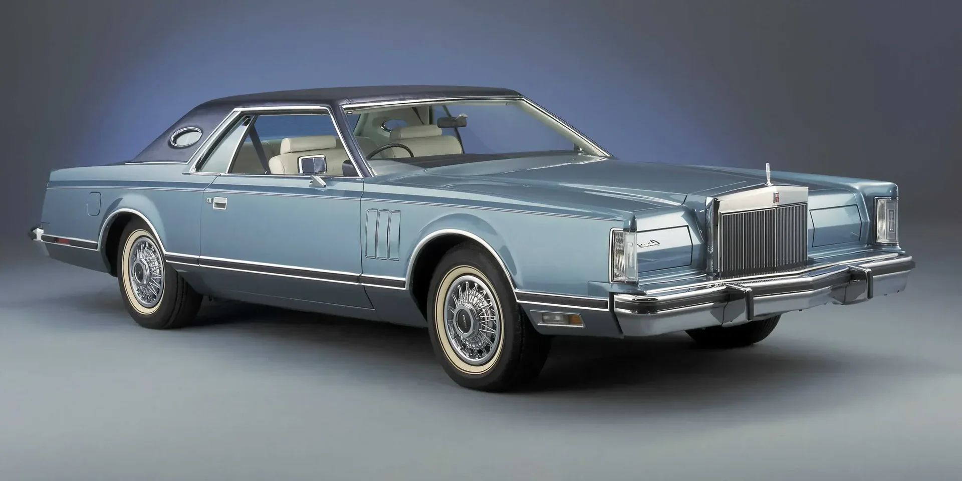 1977 Lincoln Mark Continental Mark V photo 1
