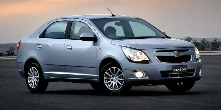 2011 Chevrolet 2011-chevrolet-cobalt-14-e85-manual-5-speed main image