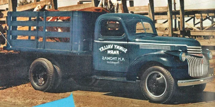 1942 Chevrolet 1942-chevrolet-art-deco-md-model-mr-39-manual-4-speed main image