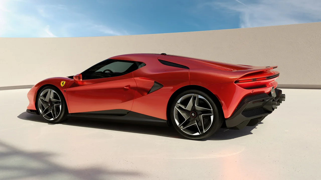 Exterior 4