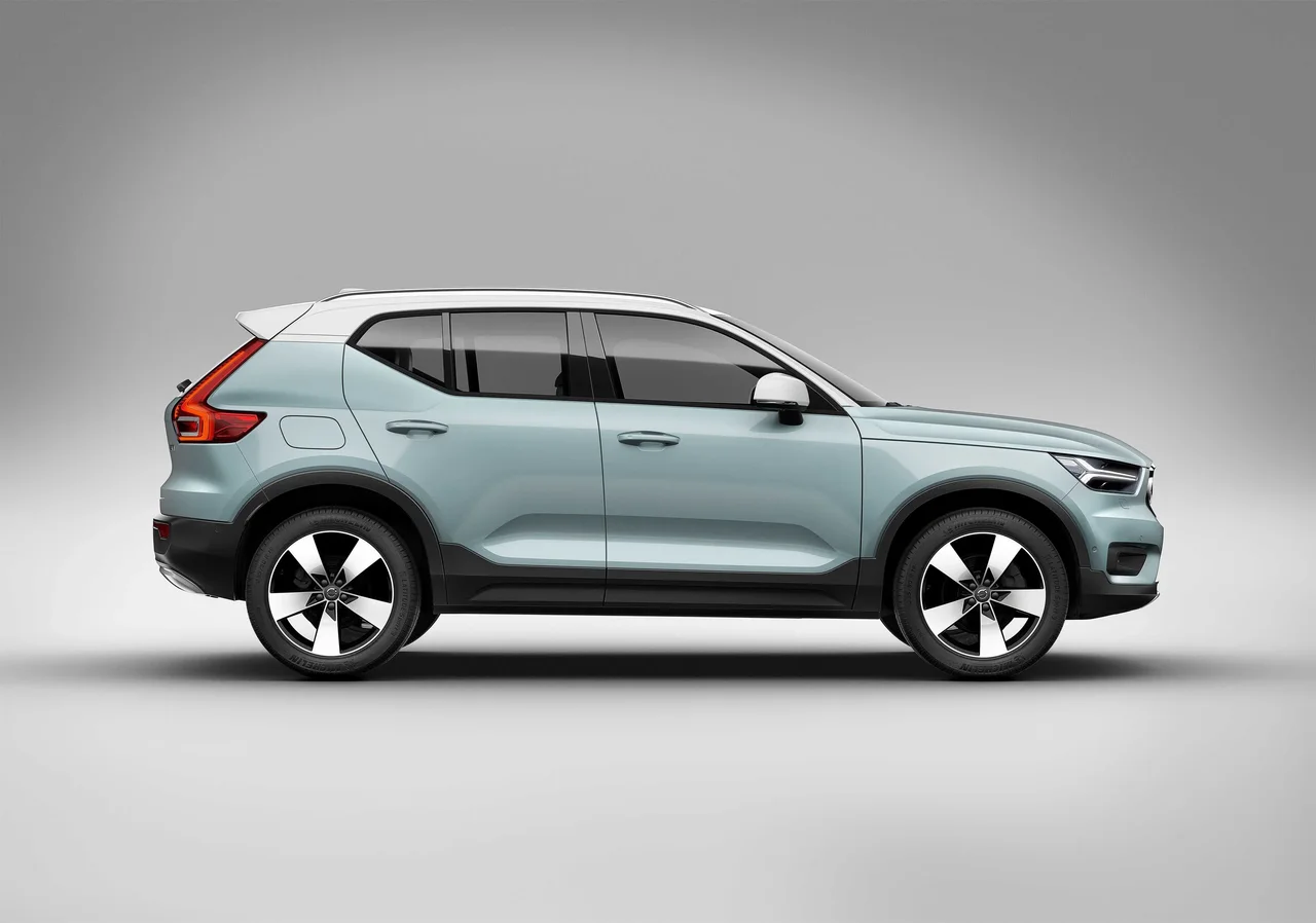 Exterior 3